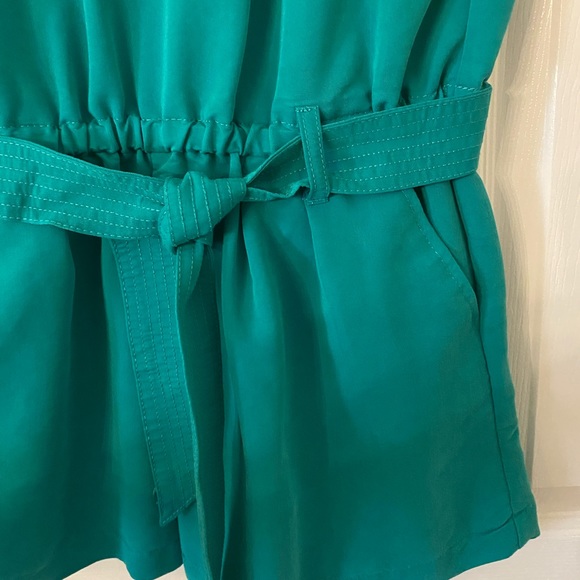 Romper - Picture 2 of 4